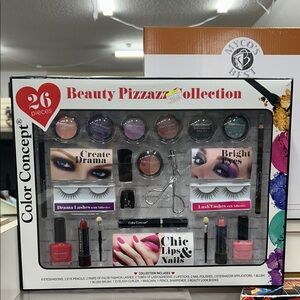 Beauty Pizzazz Collection - Multi-Color Makeup Set 26 pcs New! Sealed!